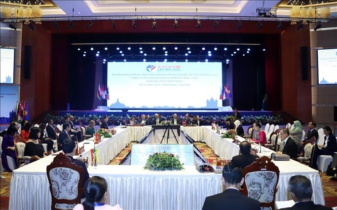 Vietnam, ASEAN step up efforts for quality early childhood development